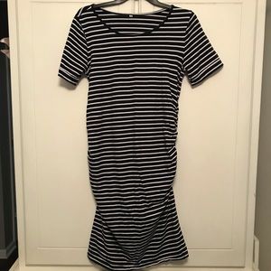 Maternity dress, size Medium.